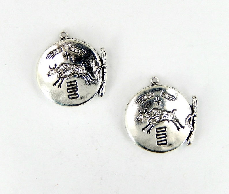 S82B6-08 Drum Pendant with Intricate Design Cast in Sterling Silver Petite Charm