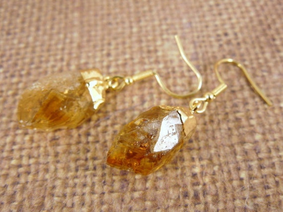 Silver Electroplated S12B5-02 Lovely Gemstone Earrings Crystal Quartz Point Earrings