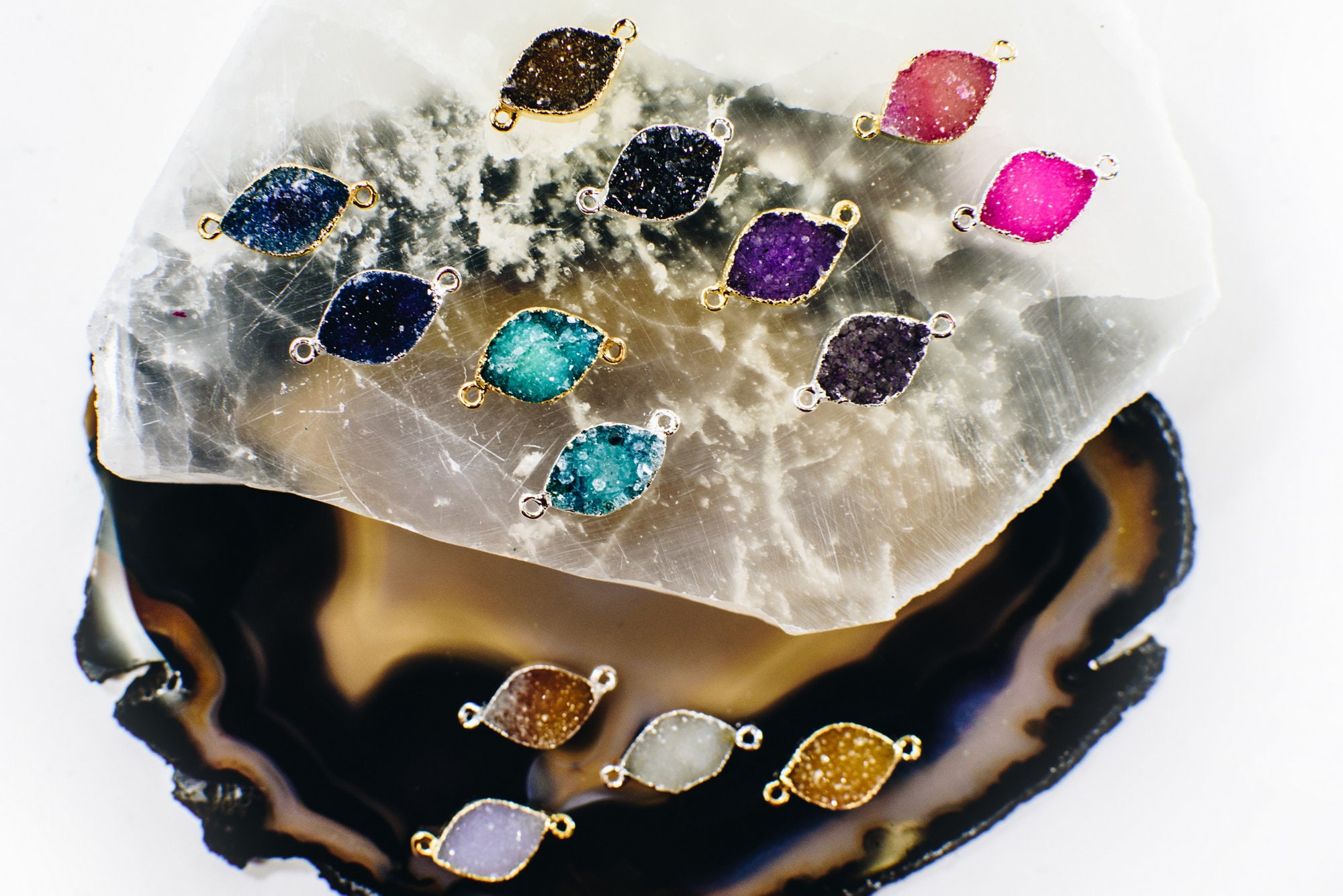 電気メッキ 24K ゴールド/シルバー エッジ付きドゥルージー サイド