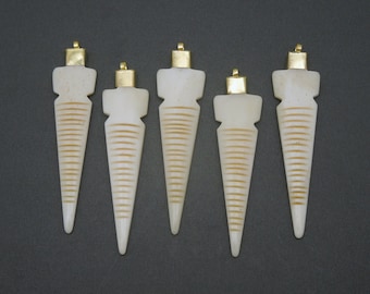 Bone Arrowhead with Brass Cap and Bail (S73B6-02)