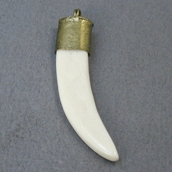 White Carved Bone Horn Pendant with Brass Cap and Bail (S62B1-02)