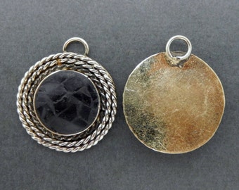 Round Black Mosaic Pendant Brass  (S4B5-08)