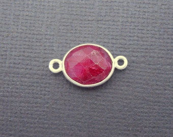 Connecteur ovale teinté rubis - Lunette en argent sterling 11 x 9 mm - Pendentif double bélière (GQ-58)