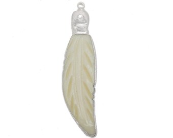 Bone Carved Feather Pendant with Electroplated Silver Edge (S67B12-06)