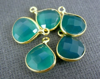 Pendentif gare en onyx vert - Pendentif bélière simple 10 mm avec lunette en or vermeil (WP-10)