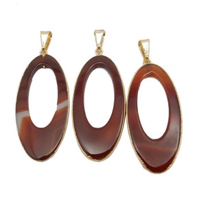 Oval Red/Orange Agate Pendant with Open Center and Electroplated 24k Gold Edge (S98B10-06)