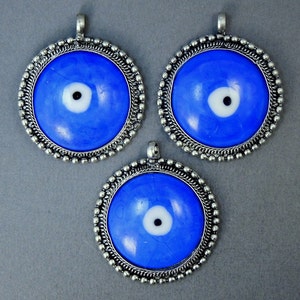 Tibetan Round Pendant- Silver Toned Brass with Turquoise Eye Pendant (S61B9-05)