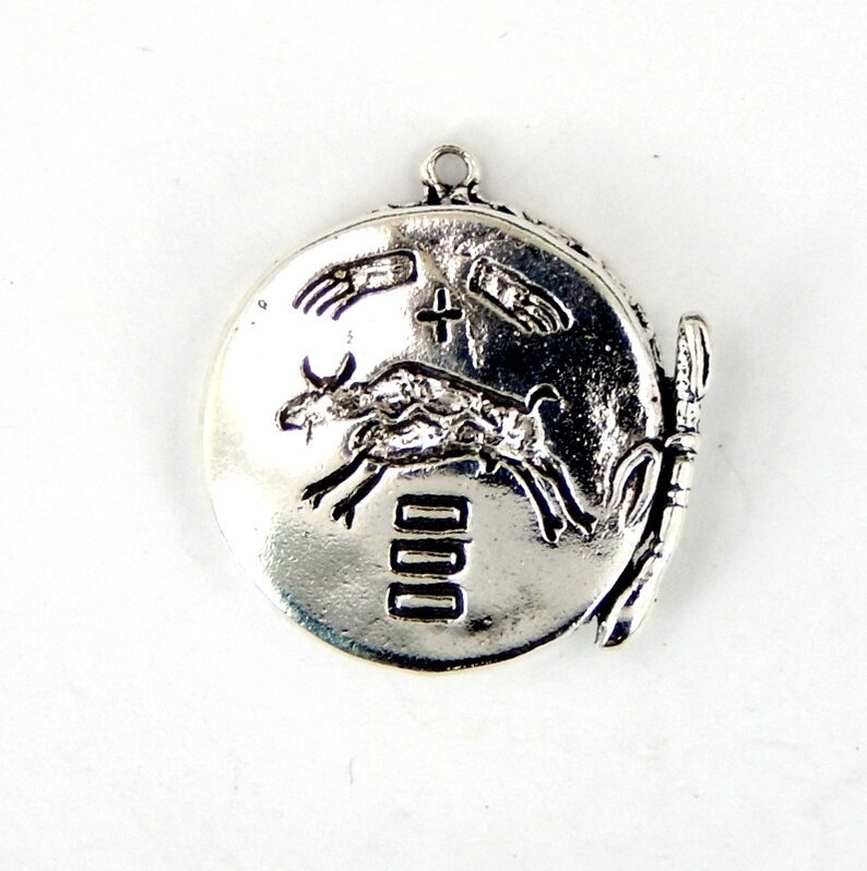 S82B6-08 Drum Pendant with Intricate Design Cast in Sterling Silver Petite Charm