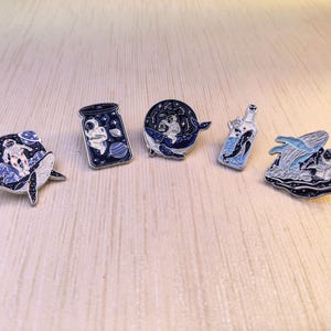 Whale and Astronaut Brooch Set – A Gift for Coming-of-Age, Graduation, and Academic Advancement Seasons