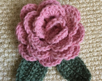 Broche de flores y hojas de rosa rosa, vendedor de EE. UU.