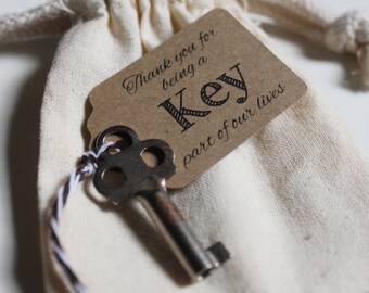 Favor Tags for Weddings Showers Gifts and Escort Cards - Love is the Key -  50 Kraft Paper