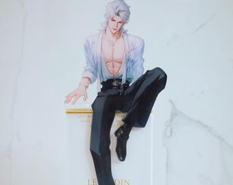 Sylus Long Legged 7" / 18cm Borderless Sitting Standee 18cm
