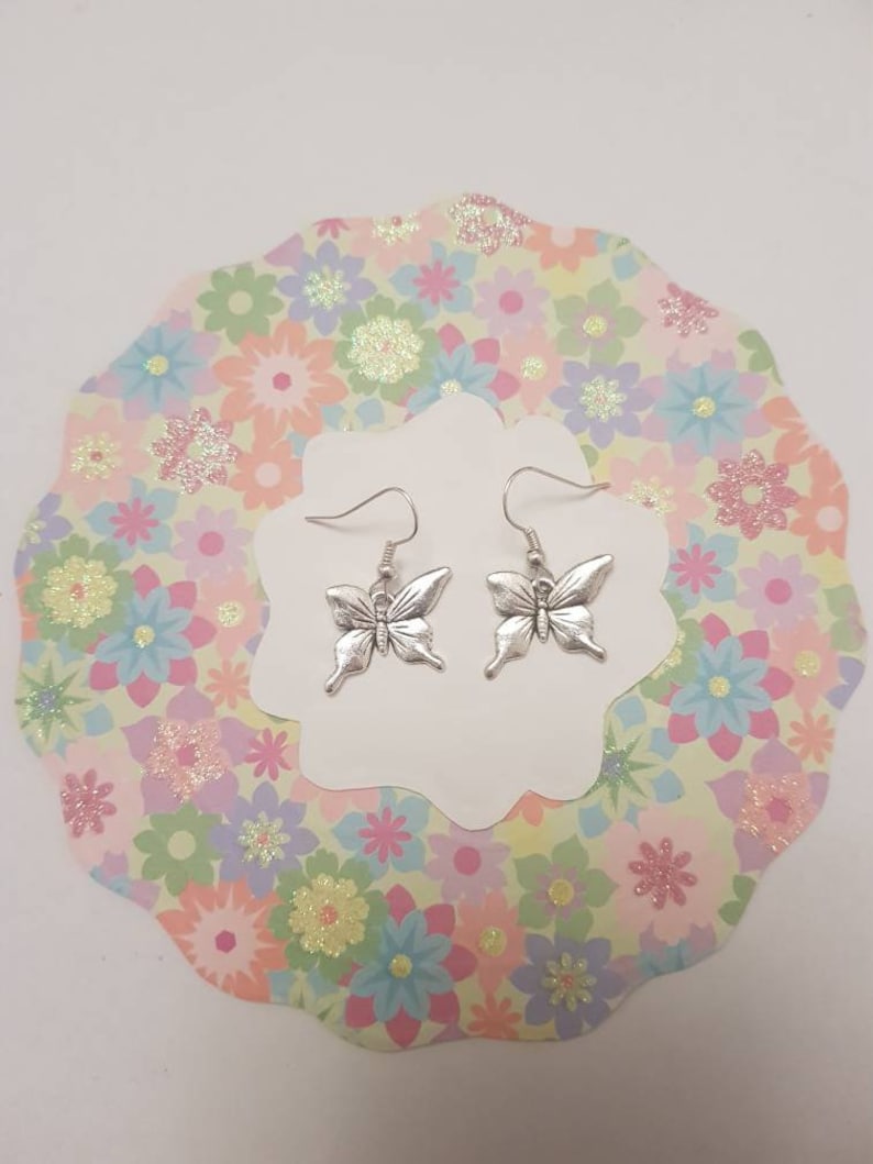 World Wide shipping Outlander jewellery Summertime Necklace Butterfly moth necklace and earring set