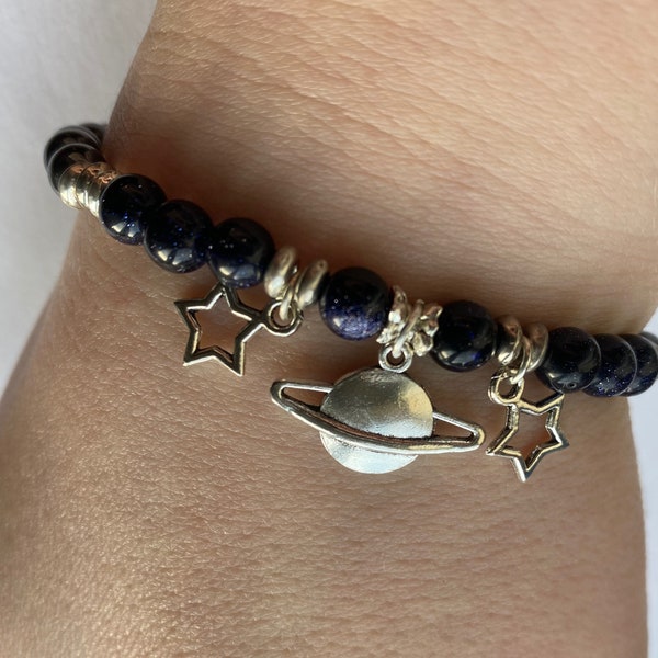 Saturn bracelet. Saturn jewellery. Space bracelet. Astronomy bracelet. Astrology bracelet. Solar system bracelet. Saturn and stars bracelet.