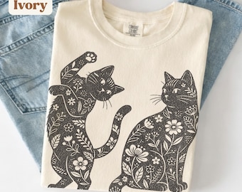 Floral Boho Cat Shirt, Cottagecore Kitten Tee, Botanical Vintage Cat Graphic Tee, Oversized Cat Lover Gift, Wildflower Cat Mom T-Shirt