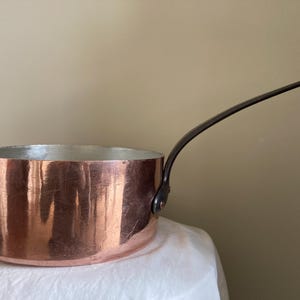 Sartén antigua de cobre - 28 cm - Marcada con L.B.V.