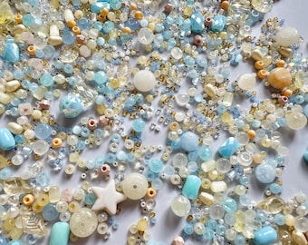 Mix de 50g de Miçangas de Vidro em Tons Pastel, Miçangas em Azul e Amarelo Suave, Mistura para Cristais, Miçangas para Confecção de Bijuterias, Pulseiras e Colares DIY — Lemon Sky Mix