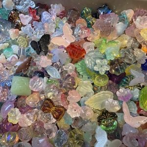 50g Random Glass Beads Mix, Colorful Flower and Shape Assortment, Everyday DIY Jewelry Making Supplies image 5