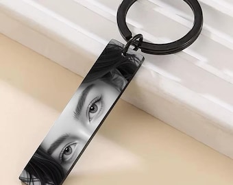Llavero con foto de ojo personalizado, regalo personalizado para él, llavero de acero inoxidable, regalo para relaciones a distancia, regalo para él y para ella.
