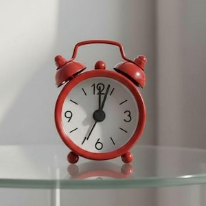 Mini Retro Metal Alarm Clock | Cute Small Vintage Bedside Desk Clock | Kids Room Decor | Silent Analog Travel Alarm Table Clock for Bedroom