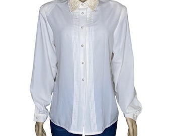 Vintage Ivory Cream Pleated Pearl Button Down Victorian Blouse Cottage Core (10)