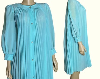 Vintage 1960's Saks Fifth Avenue Romantic Coquette Pastel Mint Green Pleated Sheer Night Gown