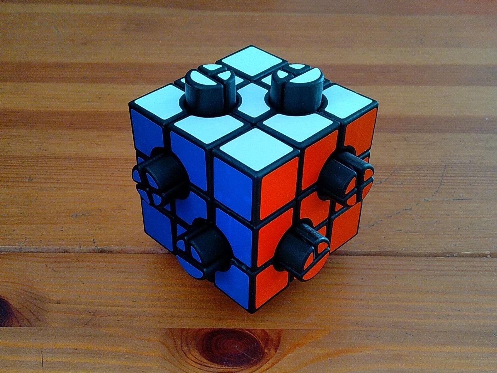 Cube 12. E Cube 12. Кубик 12х12. Кирпичный куб. Кубик 12 на 12.