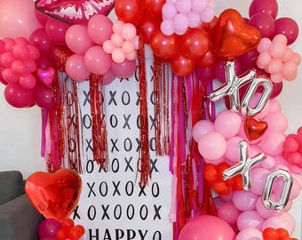 115 Piece Valentine’s Day Balloon Wreath Kit Heart and Lip Balloons Pink Red Fuchsia Party Decor