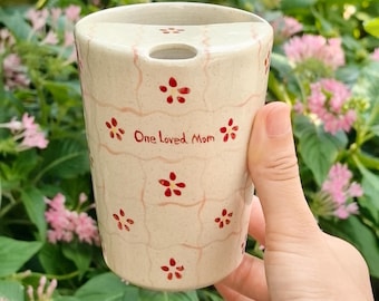 Taza de viaje de cerámica personalizada con diseño floral hecho a mano / Taza de café de cerámica / Taza para llevar de cerámica / Personalizable de 7 oz a 17 oz