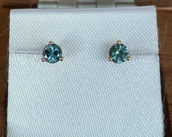 Montana Sapphire Stud Earrings Teal .42 ctw 3 Prong 14 KY