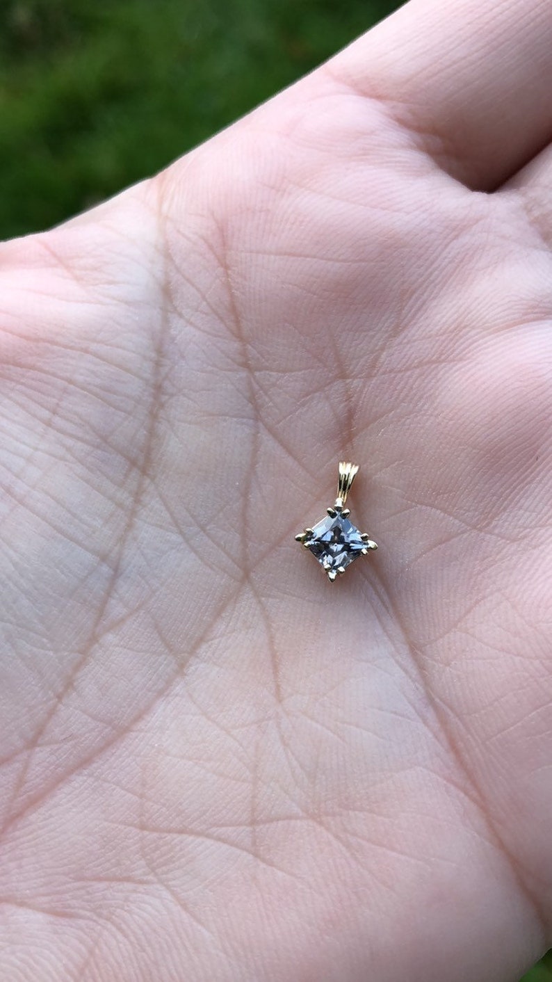 Genuine Montana Sapphire Color Change Pale Blue Green to Pink Purple Princess cut Pendant in 14 karat Yellow Gold