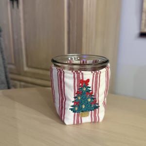 0.5 L Weck Jar Cozie: Red Striped & Embroidered Christmas Tree Cover