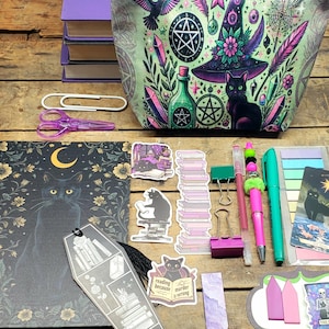 Black Cat Familiar Stationery Set | Witchy Journaling Supplies, Reader Gift