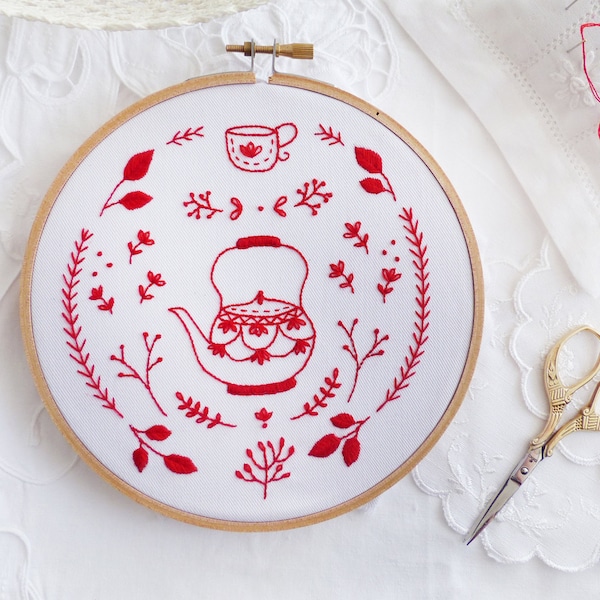 Antique Red Kettle - Redwork embroidery, Embroidery hoop art, Embroidery kit, Embroidery art, Christmas gifts for mom, Redwork christmas