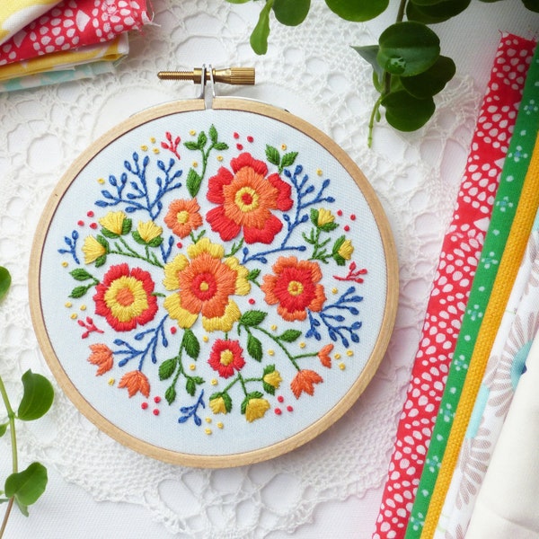 Colorful Flowers - Hand Embroidery Kit, Embroidery Pattern, Embroidery Art, Hoop Art,Craft Kit,Broderie,Modern Embroidery,Advanced