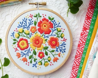 Kleurrijke bloemen - Handborduurset, borduurpatroon, borduurkunst, hoepelkunst, ambachtelijke kit, broderie, modern borduurwerk, geavanceerd