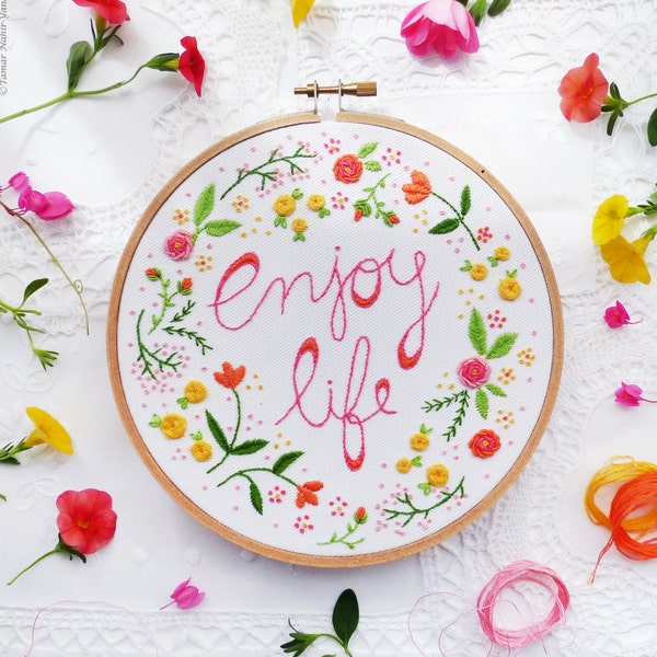 Enjoy Life - Mothers day gift, Christmas gift for her, Flower embroidery, Embroidery kit, Thank you mom, Diy kit, Hand embroidery,Hoop art