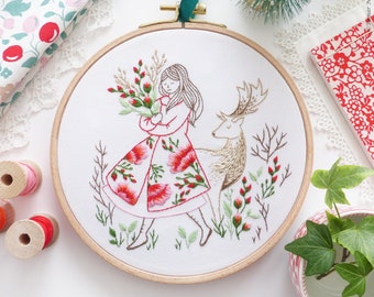 Festive Lady and Deer - Embroidery Art Kit, Creative Diy, Craft Kit, Christmas Embroidery Gift,  Deer Embroidery, Winter Decor Diy