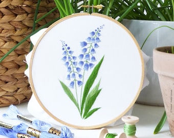 Bellevalia - Diy kit, Embroidery kit, Leaves embroidery, Botanical embroidery, Botanical Art, Green flowers, Needlecraft kit