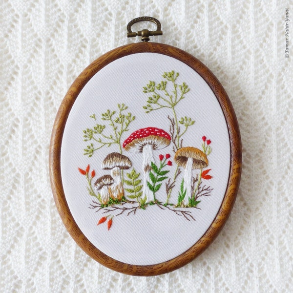 Champignons forestiers - Kit de broderie, broderie de champignons, broderie d'automne, aiguille, décoration de conte de fées, motif de courtepointe, champignon vénéneux