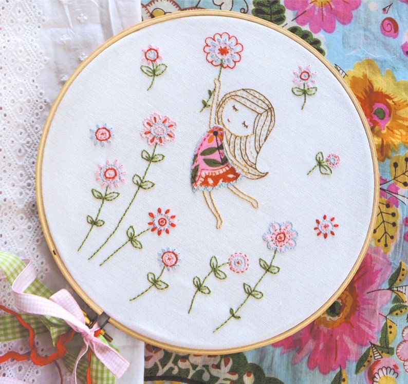 Kendy Dress - Embroidery