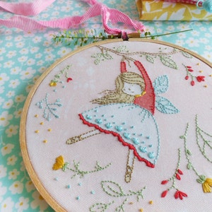 Flying Fairy - Embroidery Kit, Hand embroidery, Fairy nursery, Christmas gift for her, Girl gift ideas, Craft kits girls, Hoop art, Diy kit