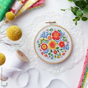Colorful Flowers Hand Embroidery Kit, Embroidery Pattern, Embroidery Art, Hoop Art,Craft Kit,Broderie,Modern Embroidery,Advanced image 2
