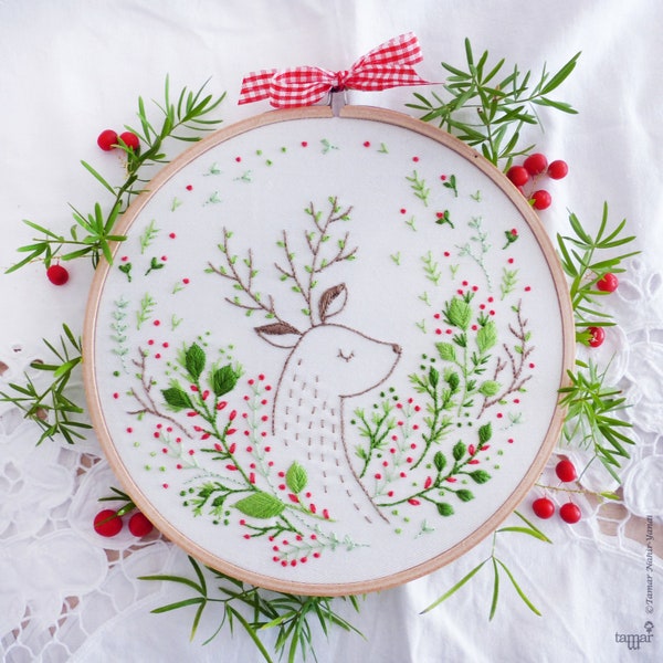 Christmas Deer - Modern Embroidery Kit, Deer embroidery, Xmas embroidery, diy kit, tamar nahir, Embroidery art, Deer wall art, Holiday gift