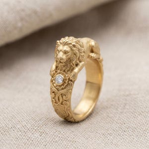 Gold Lion Ring - Etsy