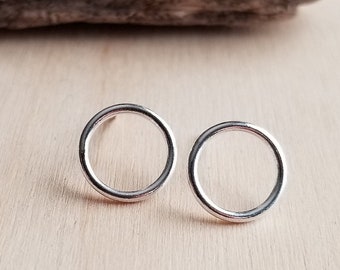 Open Circle Post Earrings. Circle Stud Earrings. Small Circle Earrings. Minimalist Earrings. Geometric Jewelry. Simple Everyday Earrings.