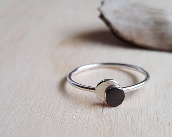 Lunar Eclipse Ring - Oxidized Silver Disc Ring - Silver Moon Ring - Space Ring - Lunar Phase Ring - Celestial Jewelry - Science Nerd Gift