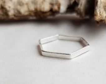 Silver Hexagon Band. Hexagonal Silver Stacking Ring. 2mm Hex Stacker. Geometric Silver Band. Unisex Hexagon Ring. Simple Everyday Jewelry.