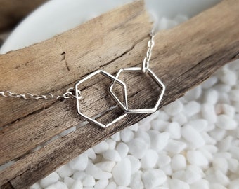 Interlocking Hexagon Necklace. Silver Hexagon Pendant. Geometric Jewelry. Hexagon Choker. Layering Necklace. Hexagonal Pendant Choker.