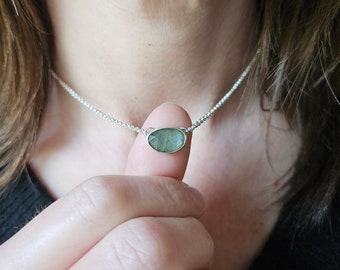 Labradorite Necklace. Floating Gemstone Necklace. Labradorite Pendant Necklace. Dainty Daily Necklace. Everyday Jewelry. Grey Gemstone.